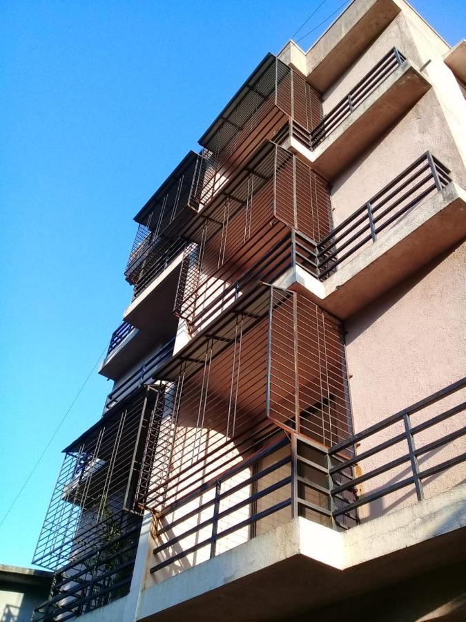 Belle-Vue Holiday Homes - 1Bhk Apartments Panchgani Exteriör bild