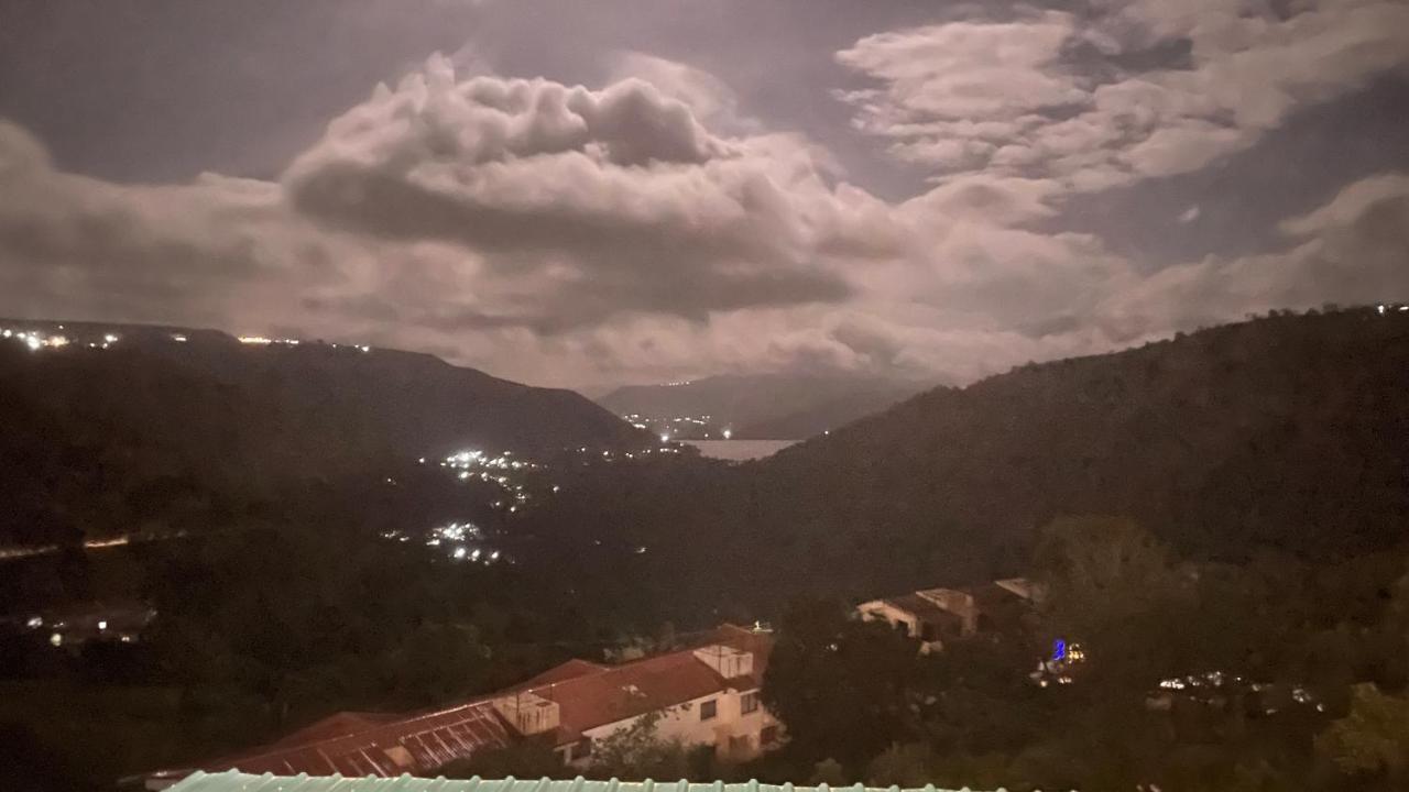 Belle-Vue Holiday Homes - 1Bhk Apartments Panchgani Exteriör bild