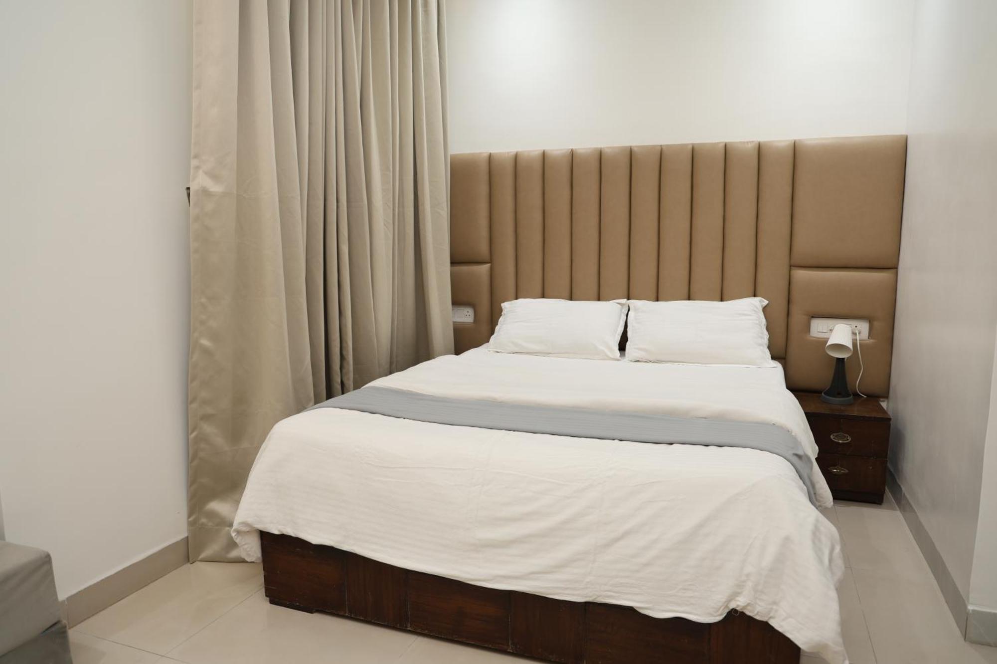 Belle-Vue Holiday Homes - 1Bhk Apartments Panchgani Exteriör bild